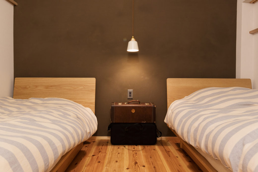 木のマンションリノベーション｜初台の家の寝室