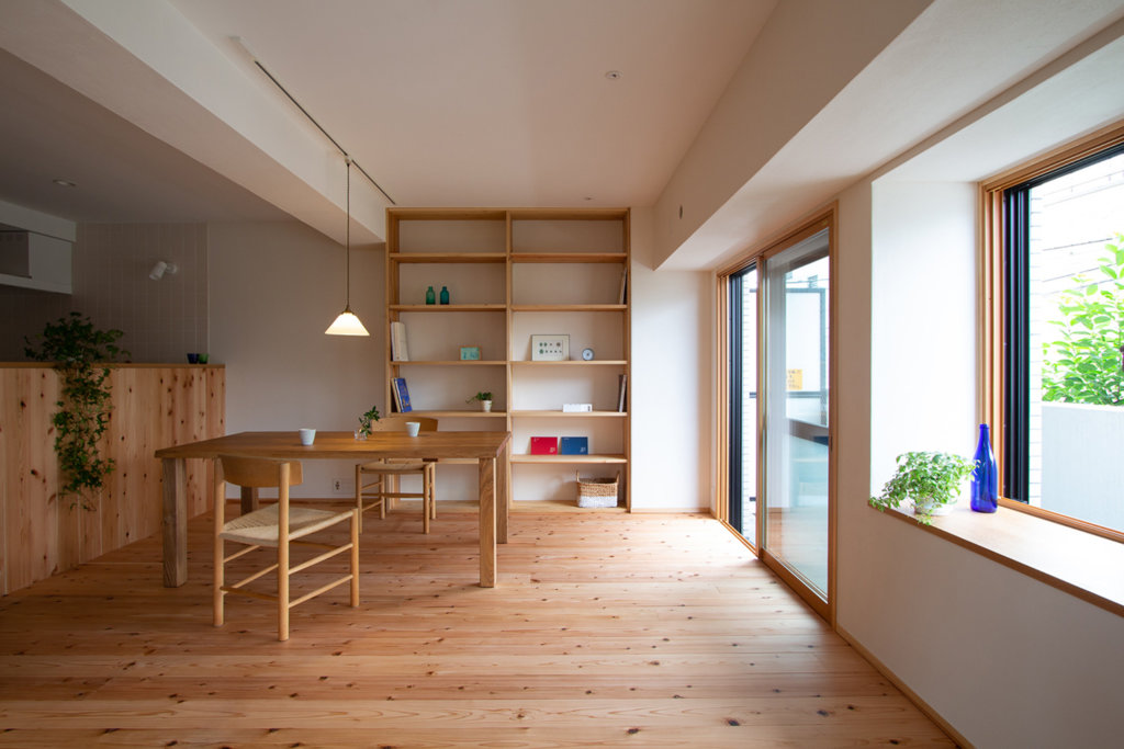 木のマンションリノベーション｜荻窪の家のダイニング