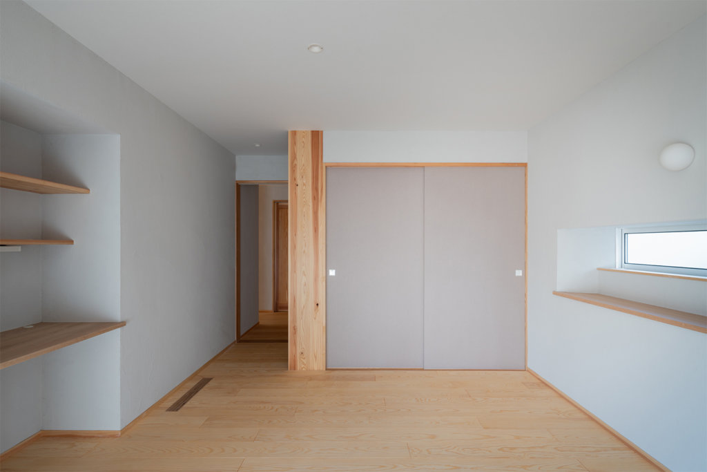 自然素材の家の設計事例｜河口湖の家の寝室
